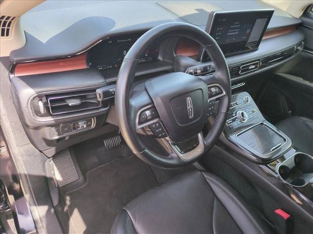 Used 2022 Lincoln Nautilus Reserve w/ Monochromatic Package FWD image 10