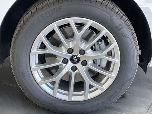 New 2026 Audi Q3 quattro 2.0T AWD/4WD image 14