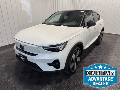 Used 2022 Volvo C40 P8 Recharge Ultimate image 1