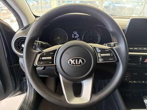 Used 2019 Kia Forte LXS image 27
