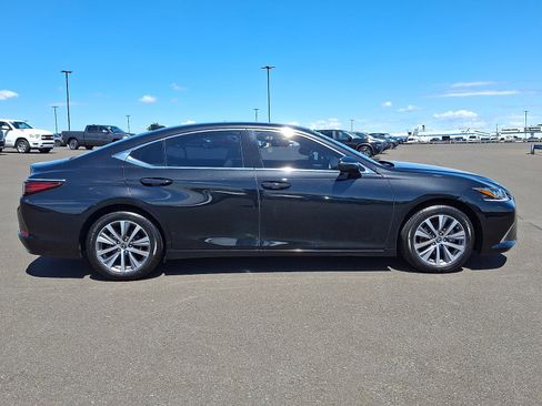 Used 2021 Lexus ES 350 w/ Premium Package FWD image 7