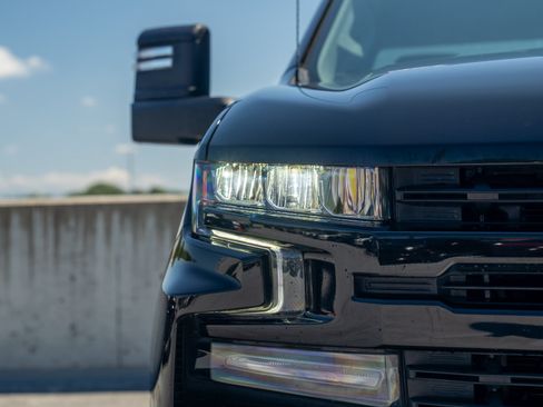 Used 2020 Chevrolet Silverado 1500 LT Trail Boss w/ Convenience Package AWD/4WD image 9