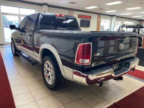 Used 2014 RAM 1500 Laramie w/ Convenience Group image 2