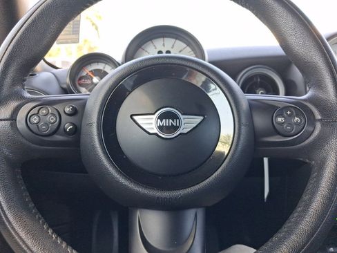 Used 2014 MINI Cooper Convertible image 29