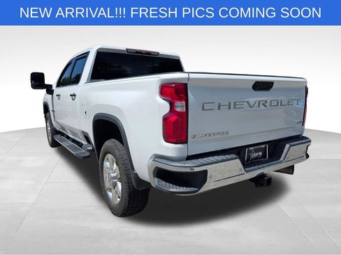 Used 2020 Chevrolet Silverado 2500 LTZ w/ LTZ Plus Package AWD/4WD image 6