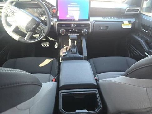 Used 2026 Toyota Tacoma TRD Sport RWD image 10