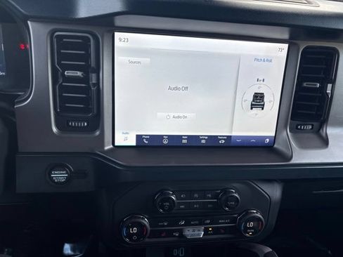 Used 2023 Ford Bronco Outer Banks AWD/4WD image 16