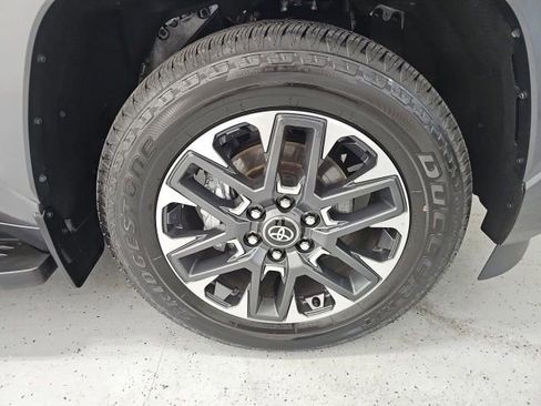 Used 2026 Toyota Sequoia Limited AWD/4WD image 8