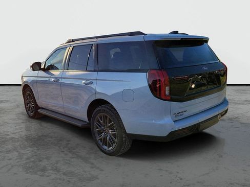 New 2026 Ford Expedition Platinum w/ Stealth Appearance Package AWD/4WD image 3