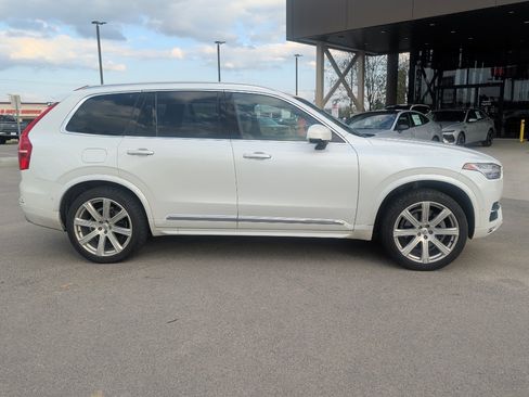 Used 2017 Volvo XC90 T6 Inscription w/ Vision Package image 5