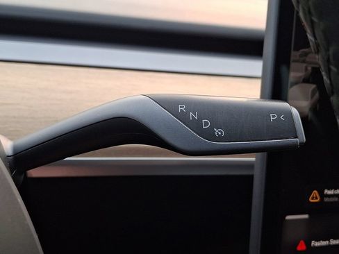 Used 2023 Tesla Model 3 Standard Range RWD image 17