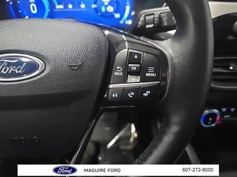 Used 2022 Ford Escape SEL w/ Technology Package image 21