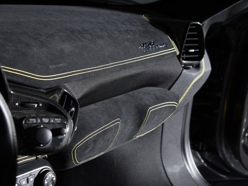 Used 2014 Ferrari 458 Speciale Coupe RWD image 20