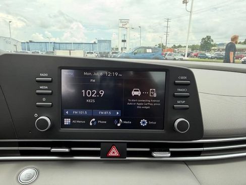 New 2026 Hyundai Elantra SEL Sport Premium FWD image 13