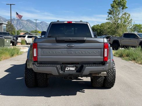 Used 2022 Ford F450 Lariat w/ Lariat Ultimate Package AWD/4WD image 10