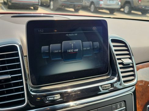 Used 2017 Mercedes-Benz GLE 350 4MATIC image 26