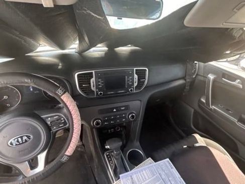 Used 2017 Kia Sportage LX FWD image 5