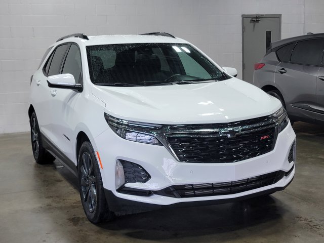 Certified 2023 Chevrolet Equinox RS FWD image 4
