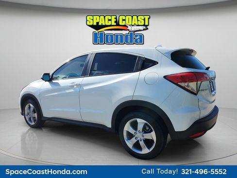 Certified 2022 Honda HR-V LX image 5