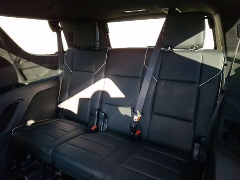 Certified 2023 Cadillac Escalade Premium Luxury AWD/4WD image 12