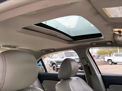 Used 2011 Ford Fusion Hybrid w/ 502A Rapid Spec Order Code image 13