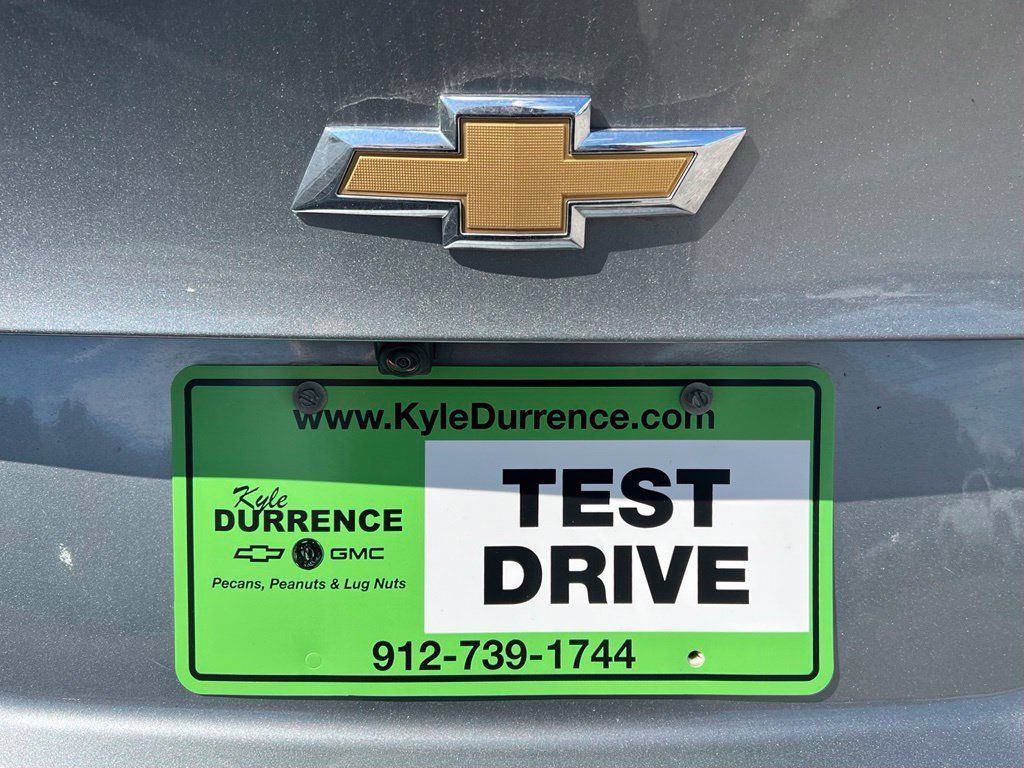 Used 2025 Chevrolet Malibu LT FWD image 7