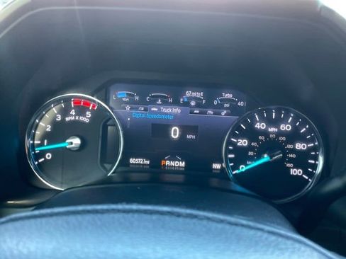 Used 2022 Ford F250 Platinum w/ FX4 Off-Road Package image 16