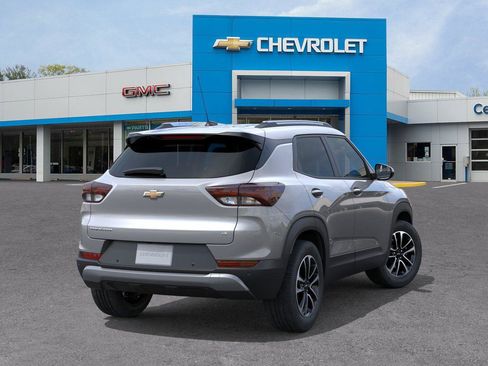 New 2026 Chevrolet TrailBlazer LT FWD image 4