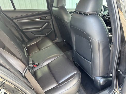 Used 2021 MAZDA MAZDA3 2.5 Turbo Sedan w/Premium Plus image 33