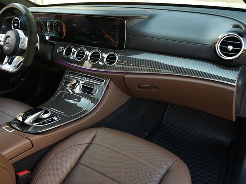 Used 2019 Mercedes-Benz E 63 AMG S image 12