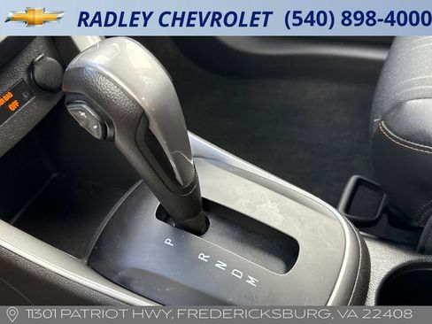 Used 2019 Chevrolet Trax LT w/ LT Convenience Package image 18