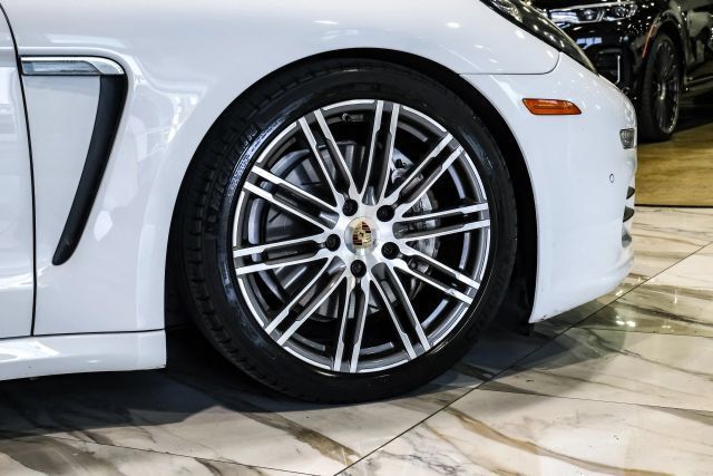Used 2016 Porsche Panamera S w/ Premium Package Plus RWD image 58