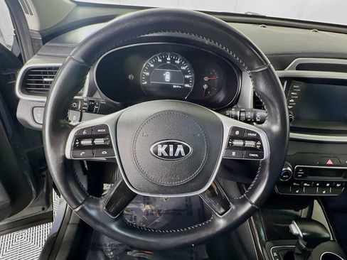 Used 2020 Kia Sorento EX AWD/4WD image 19