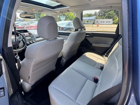 Used 2015 Subaru Forester 2.5i Limited w/ Popular Package #2 AWD/4WD image 12