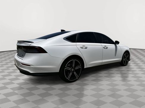 Used 2025 Honda Accord Sport image 6