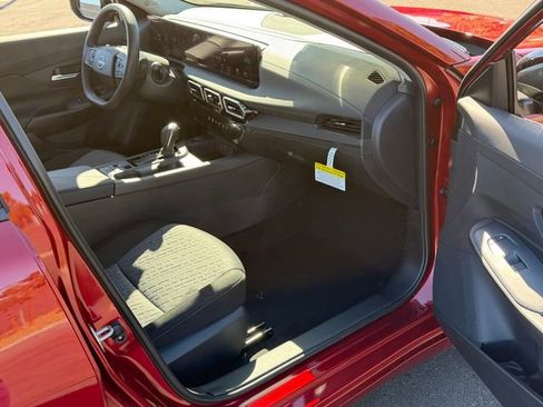 New 2026 Nissan Sentra SV image 24