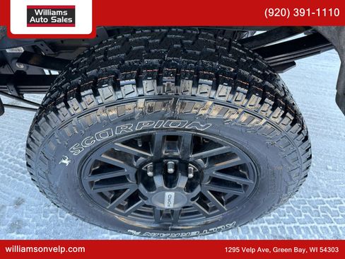 Used 2022 Ford F350 XLT w/ Black Appearance Package image 27