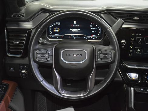 Used 2025 GMC Sierra 2500 Denali Ultimate AWD/4WD image 37