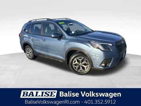 Used 2022 Subaru Forester Premium image 1