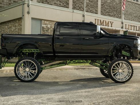 Used 2021 RAM 2500 Laramie AWD/4WD image 9