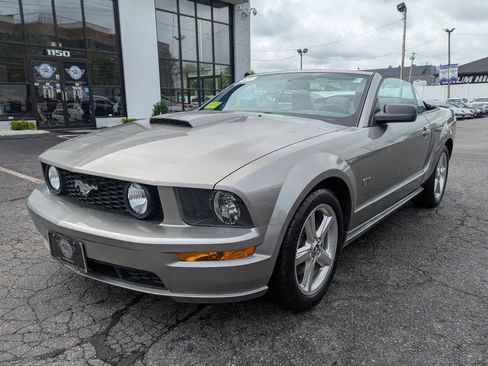Used 2008 Ford Mustang GT RWD image 48