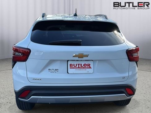 New 2026 Chevrolet Trax LT w/ Driver Confidence Package image 4