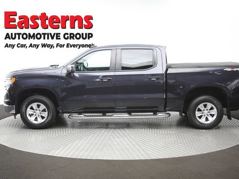 Used 2022 Chevrolet Silverado 1500 LT w/ Convenience Package II AWD/4WD image 60