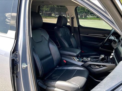 Used 2023 Kia Telluride S AWD/4WD image 7