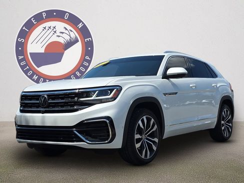 Used 2023 Volkswagen Atlas Cross Sport SEL Premium R-Line AWD/4WD image 2