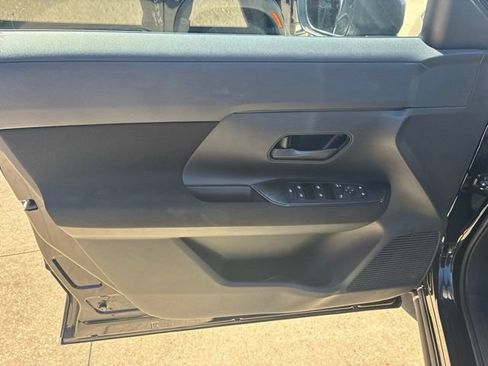 Used 2026 Nissan Kicks S FWD image 19