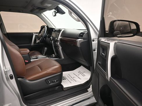 Used 2023 Toyota 4Runner Limited image 13