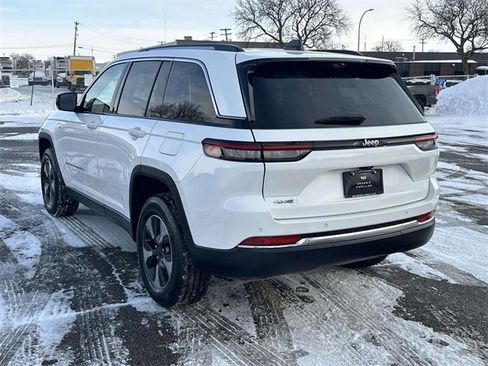 Used 2022 Jeep Grand Cherokee Limited 4xe w/ Luxury Tech Group II image 7