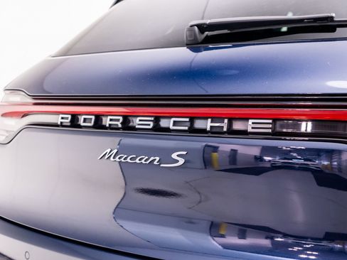 Used 2020 Porsche Macan S AWD/4WD image 39