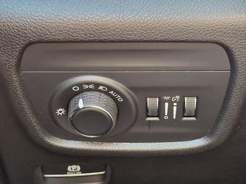 New 2026 Jeep Grand Cherokee L 4WD image 23